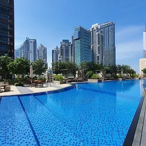 شقة Eden's Homes & - Blvd Heights, دبي
